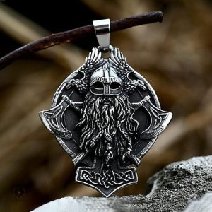 Amulette en métal inspirée des guerriers vikings