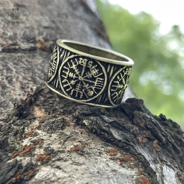 Anneau inspiré des Vikings, symbole de navigation