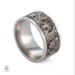 Anneau celtique Yggdrasil en design mythologique