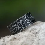 Anneau Dragon Viking en métal à design nordique
