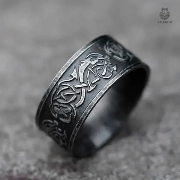 Bijou inspiré des légendes vikings et dragons