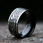 Bijou viking en forme de dragon pour hommes