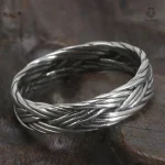 Bague Celtique avec motifs entrelacés élégants