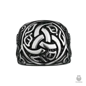 Bague en argent avec symbole triquetra