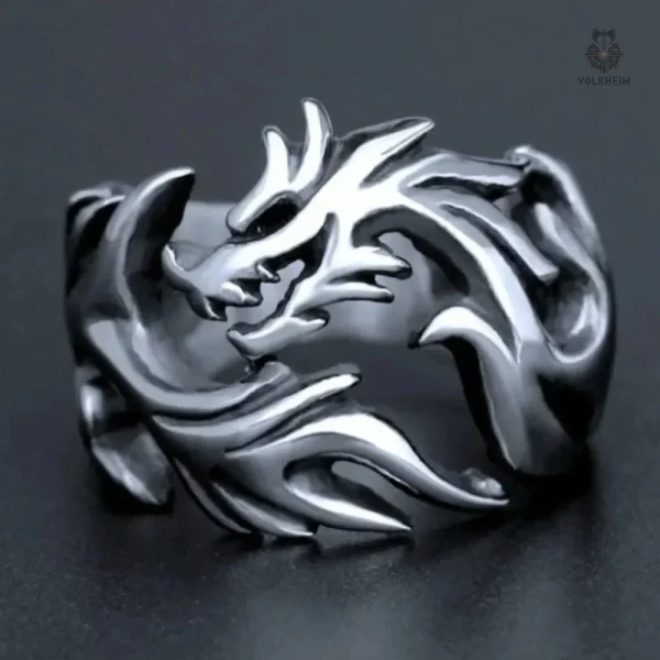 bague-dragon-sculpte-1 Bague Dragon Sculpté au design unique et artistique