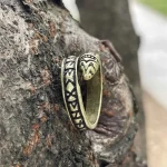 Bague en forme de dragon inspirée des Vikings