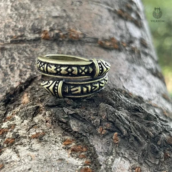 Bague réglable ornée d’un motif de dragon