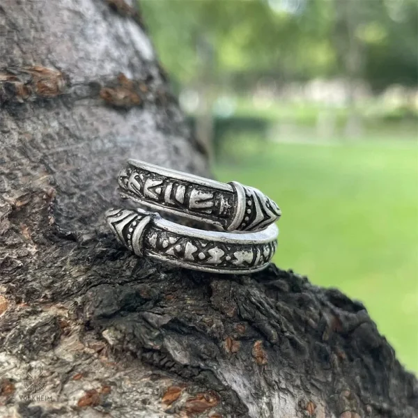 Bague en métal à thème dragon pour les passionnés de Vikings