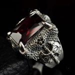 Bague unique Dragon en métal avec pierre