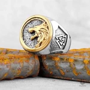 Bague viking ornée d'un loup