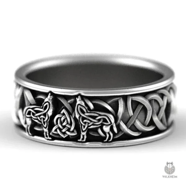 Bague en forme de loup, symbole de force viking et d'héritage