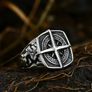 Bague Médiévale avec Croix Nordique