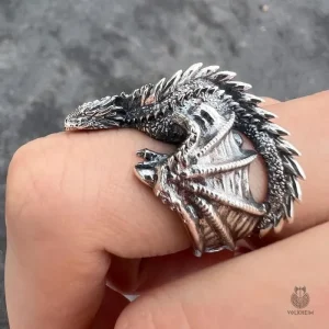Bague Repos du Dragon en métal élégant