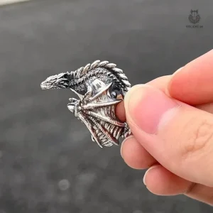 Bijou dragon, accessoire tendance pour toutes occasions