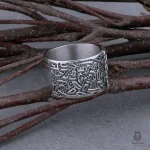 Bague rune en argent avec motifs symboliques Othila