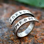 Bague Viking Runes Ajustable en métal