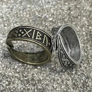 Bague viking ajustable avec motif traditionnel et élégant