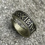 Bague en métal intemporelle, style inspiré de la culture nordique