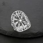 Bague Viking Femme en métal aux motifs nordiques