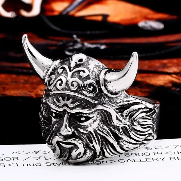 bague-viking-valhalla-1 Bague Viking Valhalla avec design inspiré de la mythologie nordique