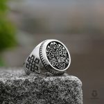 Bague Yggdrasil, motif viking inspiré de la nature