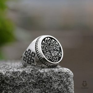 Bague Yggdrasil, motif viking inspiré de la nature