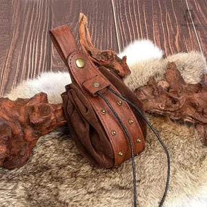 Accessoire médiéval pour rangement de petites affaires