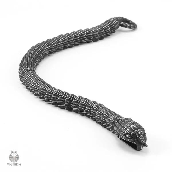 Bijou Viking représentant un serpent entrelacé