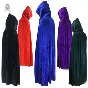 Cape de velours pour un look médiéval authentique
