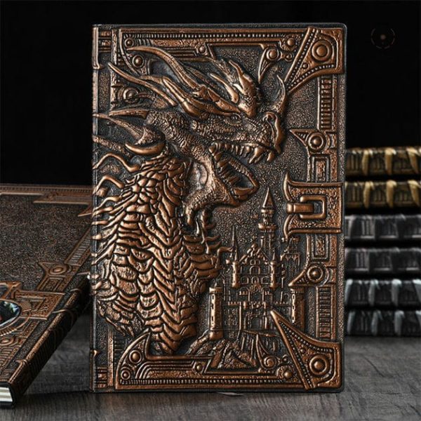 Écriture créative avec ce carnet au motif de dragon