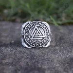 Valknut et corbeaux sur une chevalière