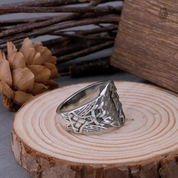 Bague Viking ornée de symboles runiques