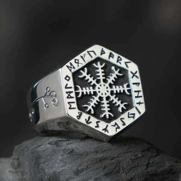 Bague Viking ornée du symbole Valknut