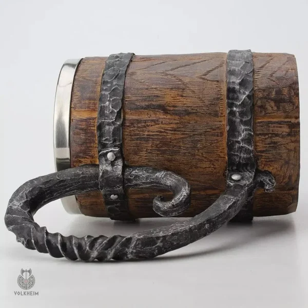 Chope de bière inspirée de la culture viking
