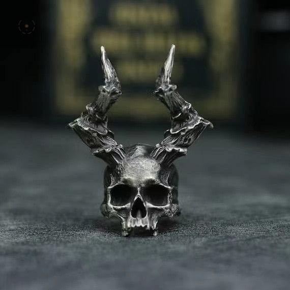 Comment entretenir une bague squelette en métal précieux ?
