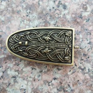 Accessoire élégant inspiré de la mythologie nordique et viking