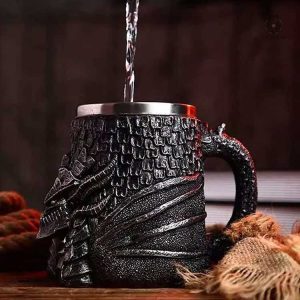 Chope dragon maléfique en céramique noire