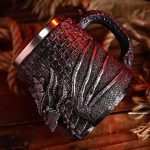 Réplique de chope inspirée par un dragon