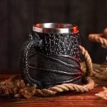 Chope de bière style dragon pour décor