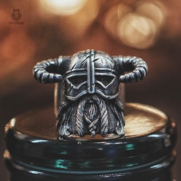 Bague Viking à Cornes, design inspiré des guerriers nordiques