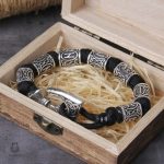 Bracelet tressé inspiré de la culture viking