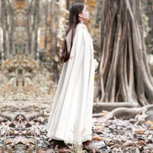 Manteau médiéval à capuche, design classique