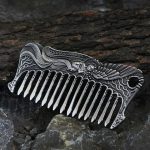 Peigne à Barbe Viking Odin pour un coiffage élégant