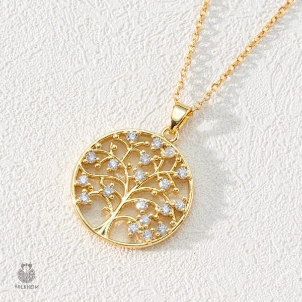 Collier simple avec pendentif arbre élégant