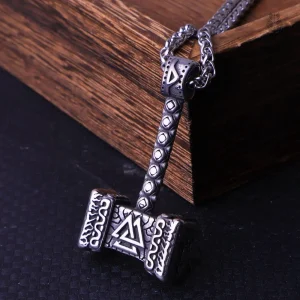 Collier en forme de marteau de Thor, style nordique