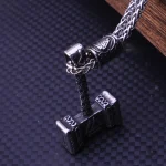 Mjölnir, collier tendance pour les fans de Vikings