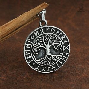 Pendentif Yggdrasil avec Runes Viking en métal