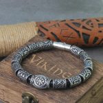 Bracelet Viking avec perles runiques authentiques