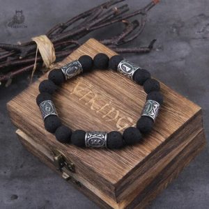 Bracelet runique en pierre de lave pour un style authentique
