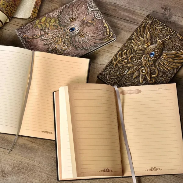 Carnet décoré d'un phénix, design unique
